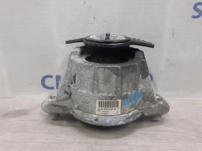 Опора ДВС Mercedes-Benz E-Class A2042404217 C207 3.5