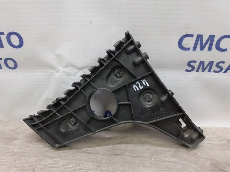 Кронштейн бампера Audi A7 4G8807454 C7 3.0 CGW, задний правый