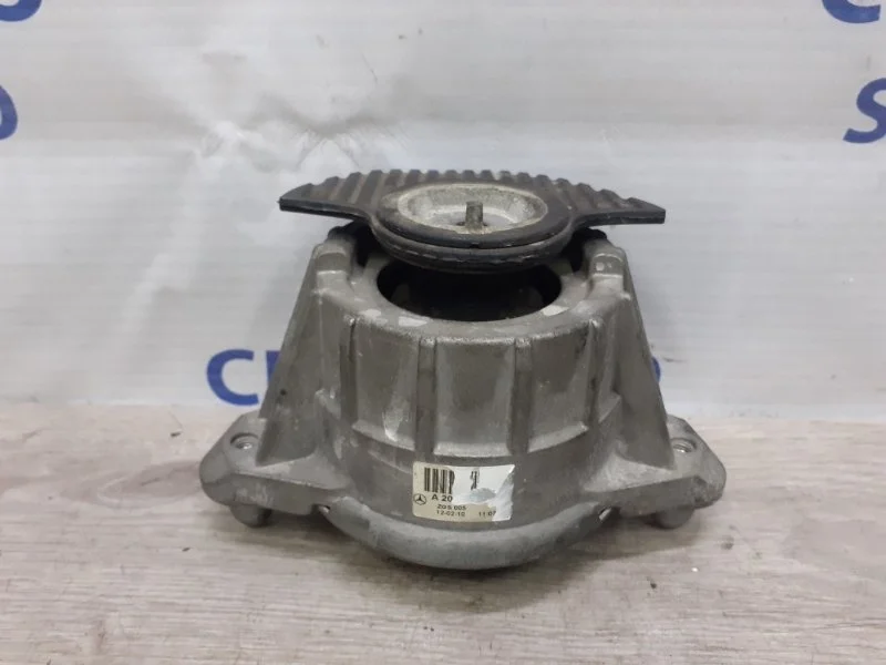 Опора ДВС Mercedes-Benz E-Class A2042404217 W212 1.8Т