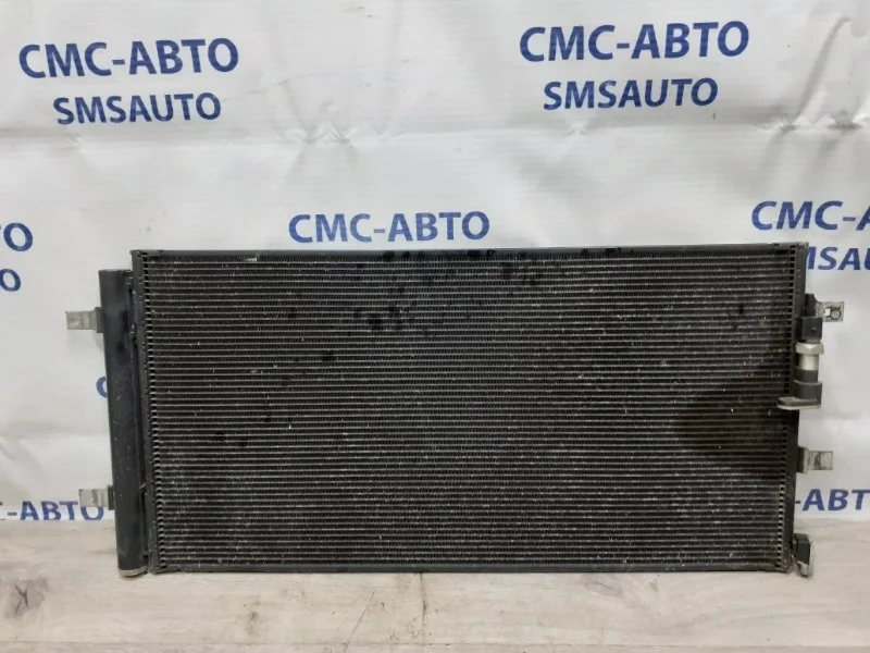 Радиатор кондиционера Audi A6 Allroad 4G0260403B C7 3.0