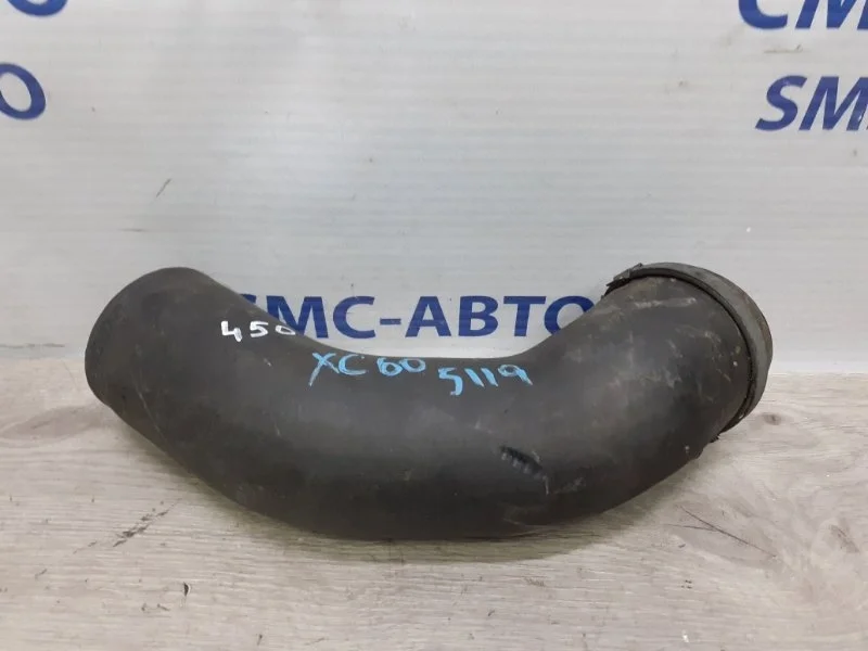 Патрубок интеркулера Volvo Xc60 30740940 ХС60 3.0