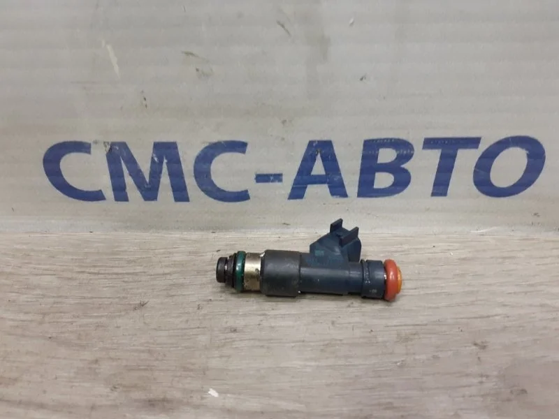 Форсунка топливная Volvo Xc60 30777502 ХС60 3.0