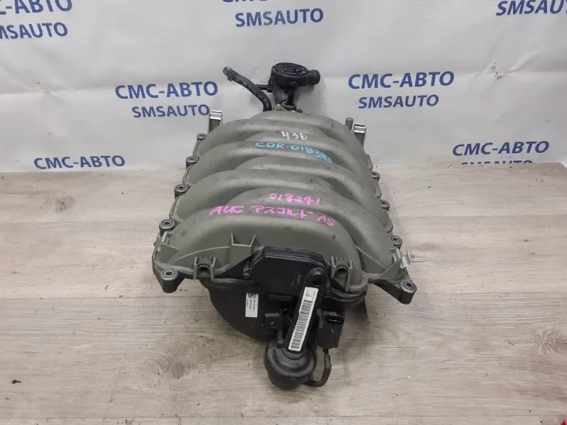 Коллектор впускной Audi A8 2012 079133185CJ D4 4.2 CDR