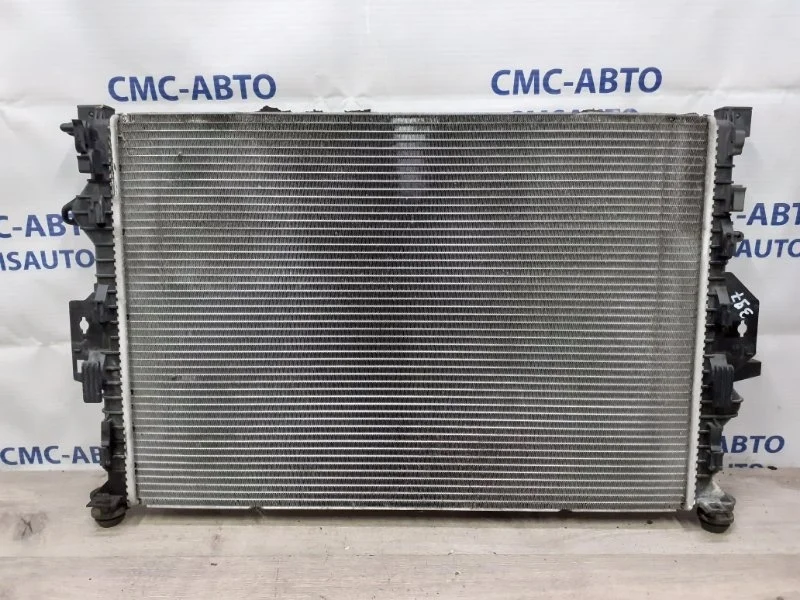 Радиатор охлаждения ДВС Volvo Xc60 31368082 ХС60