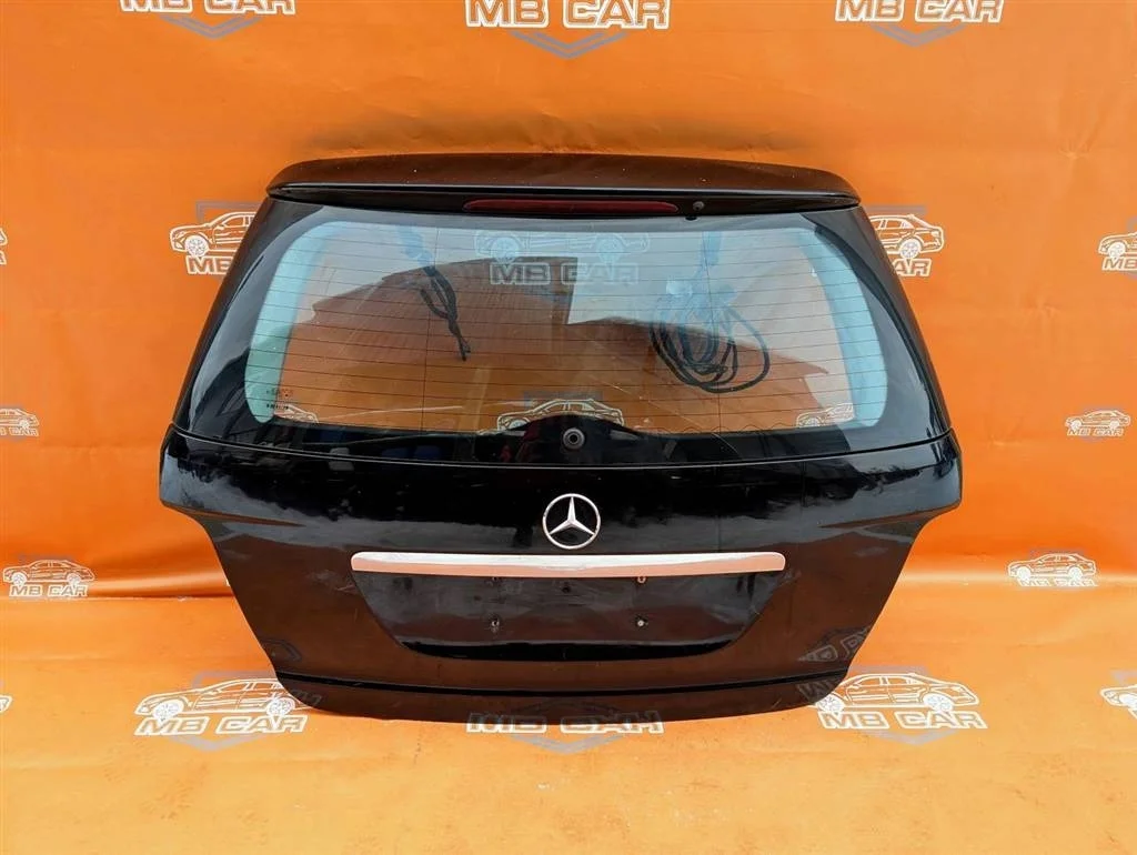 Крышка багажника Mercedes-Benz
