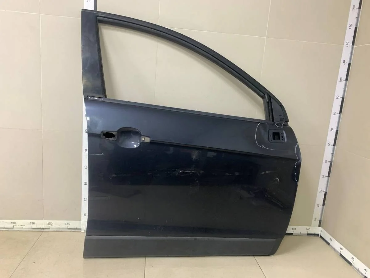 Дверь передняя правая Chevrolet Captiva C100 2006-2011