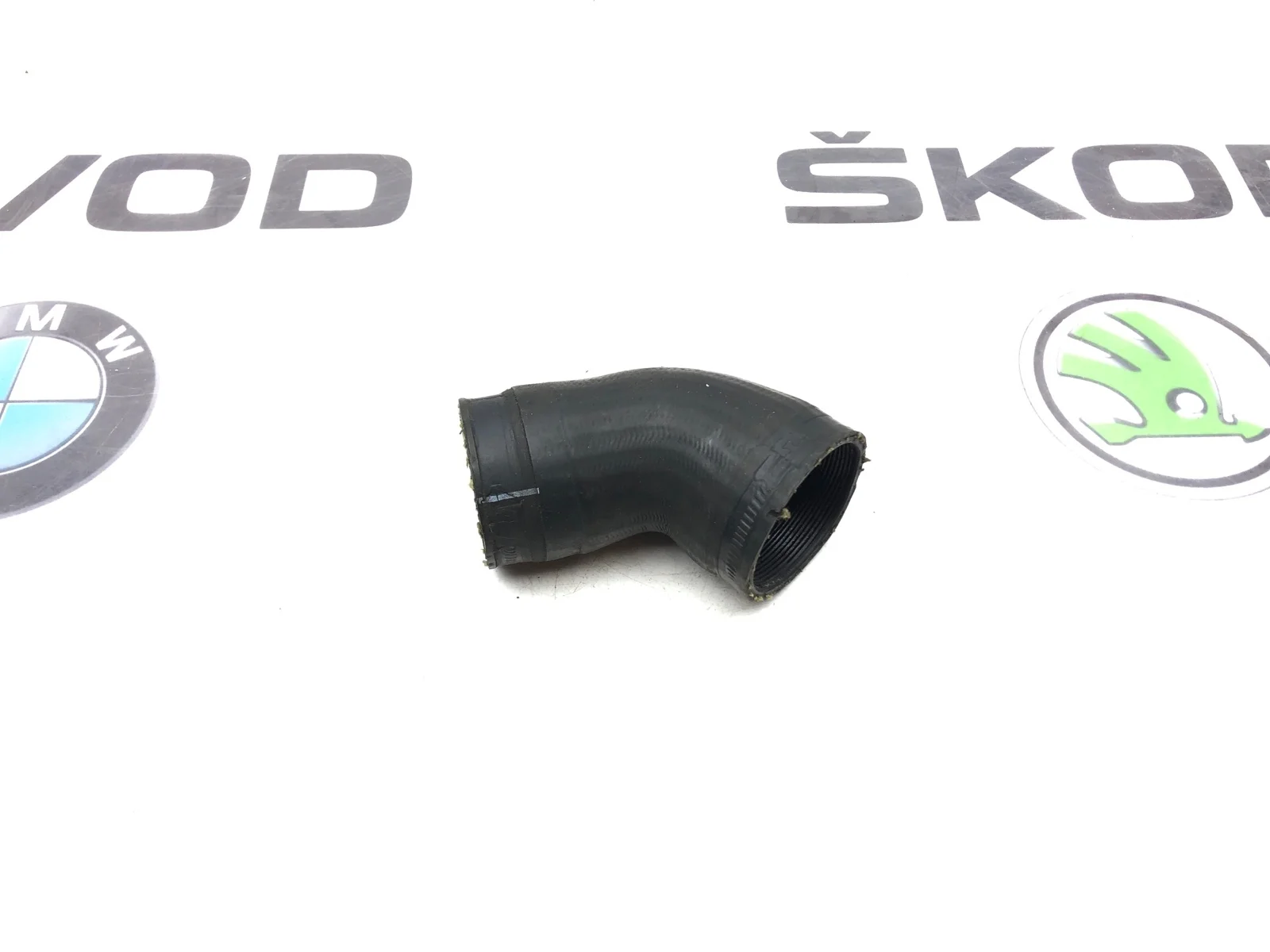 Патрубок интеркулера Skoda Octavia Rs 2010 1K0145838AG A5 (1Z) 2.0 CCZA