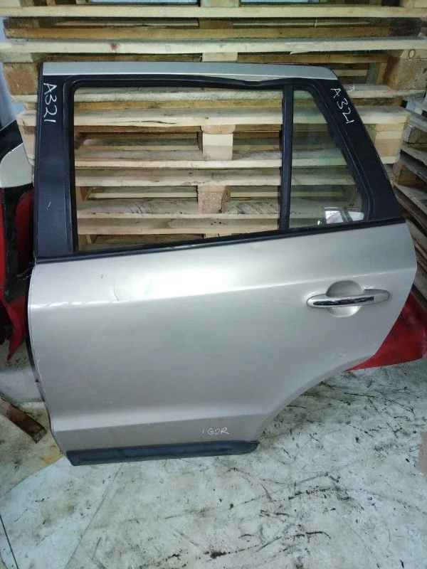 Дверь боковая Hyundai Santa Fe 2009 CM