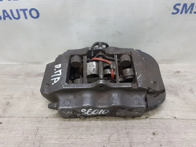 Суппорт Volkswagen Touareg 2011-2014 7L6615150A NF 3.6, передний правый