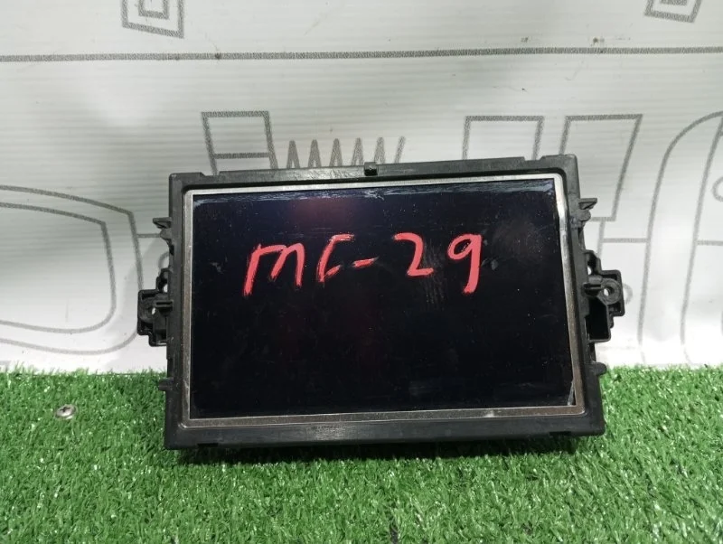 Монитор Mercedes-Benz C-Class W204 271860