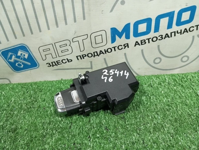 Замок зажигания с ключом Audi A4 B8 CDH