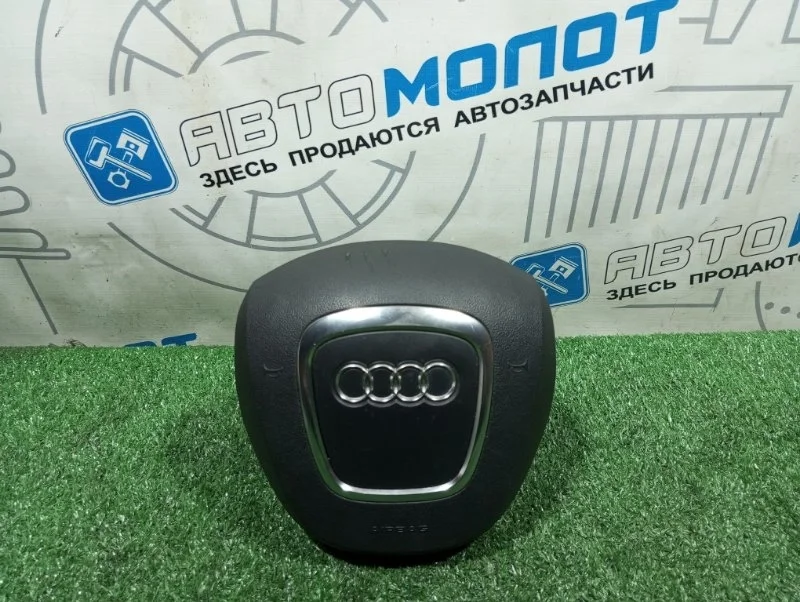 Подушка безопасности в руль Audi A4 B8 CDH