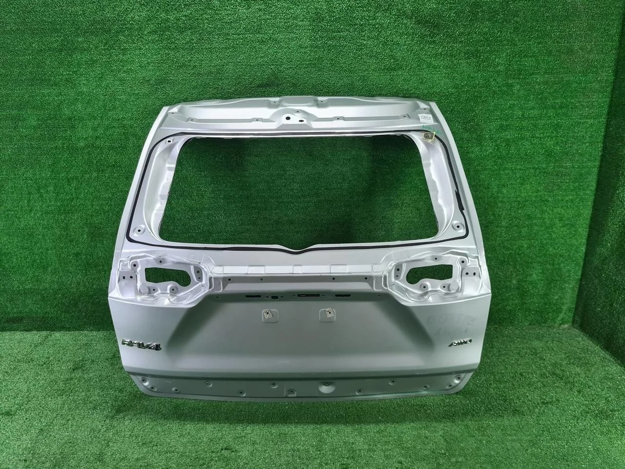 Крышка багажника Toyota Rav 5 Xa50 (2018-Н.В.)