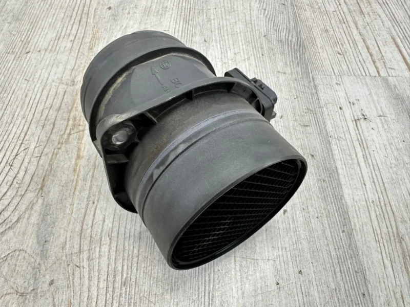 Расходомер воздуха (дмрв) VW Amarok 2010-2021 2H