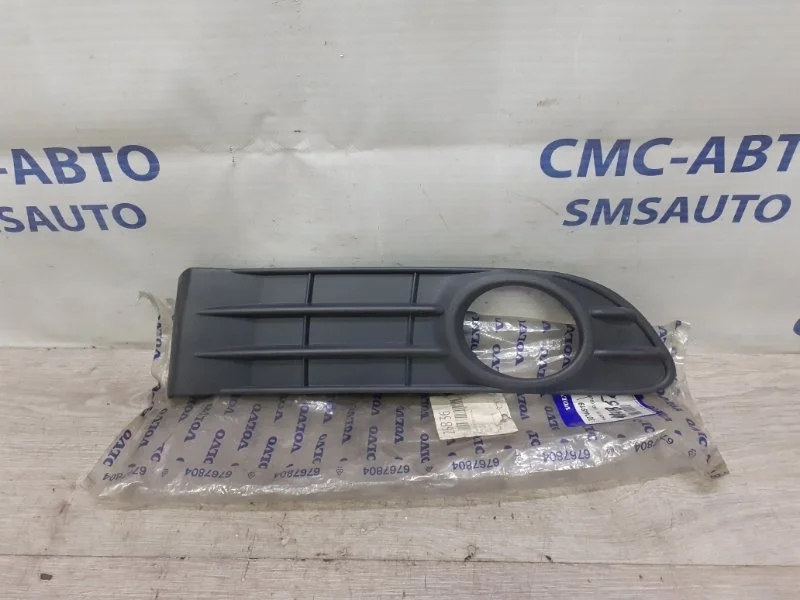 Заглушка ПТФ Volvo S40 30744919, передняя
