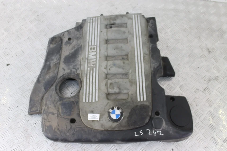 Декоративная крышка двигателя BMW X5 E70 2007 11147807240