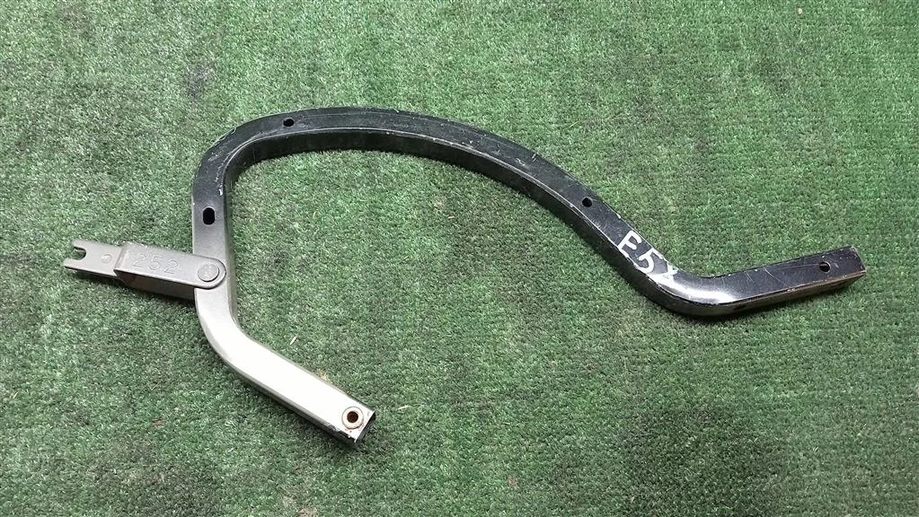 Б.у. петля багажника TOYOTA COROLLA ZRE151 TOYOTA COROLLA ZRE151