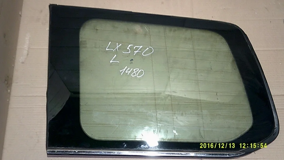 Стекло кузовное глухое левое Lexus LX 450d/570 2007-2021