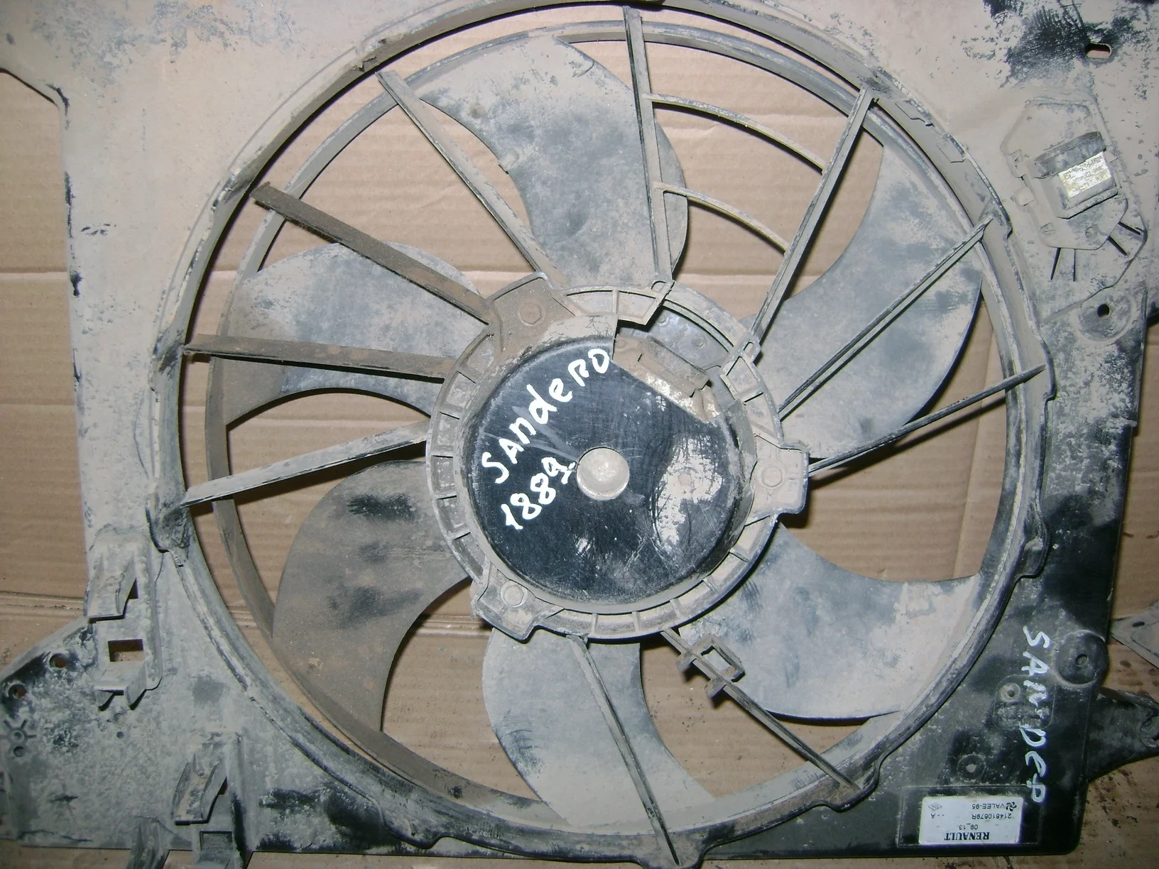 Вентилятор радиатора Renault Sandero I 2009-2014