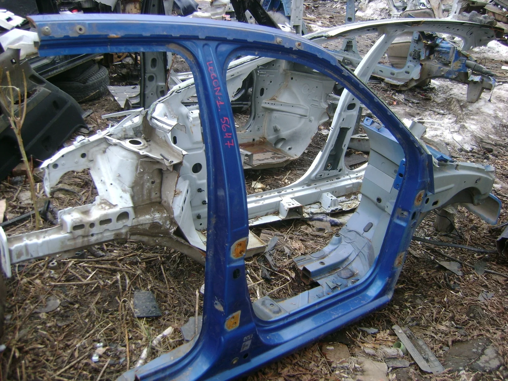 Порог со стойкой правый Renault Logan I 2005-2014