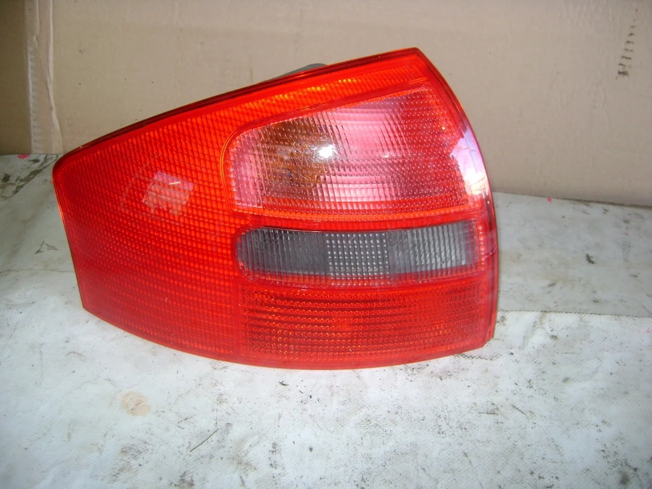 фонарь Audi A6 (C5) 1997-2004