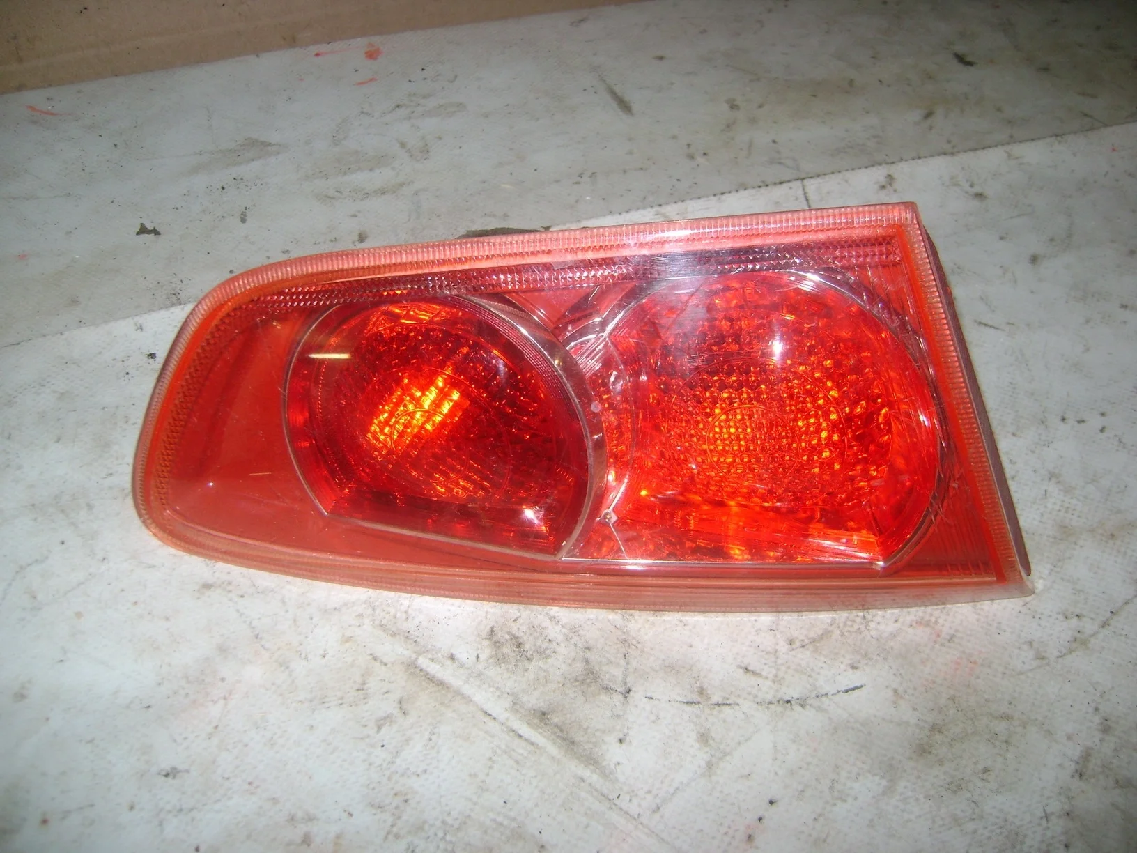 фонарь внутренний Mitsubishi Lancer 10 (CY) 2007-2017
