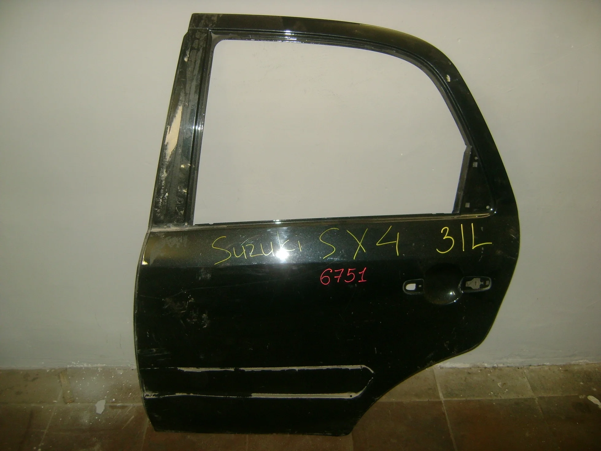 дверь Suzuki SX4 I 2006-2014