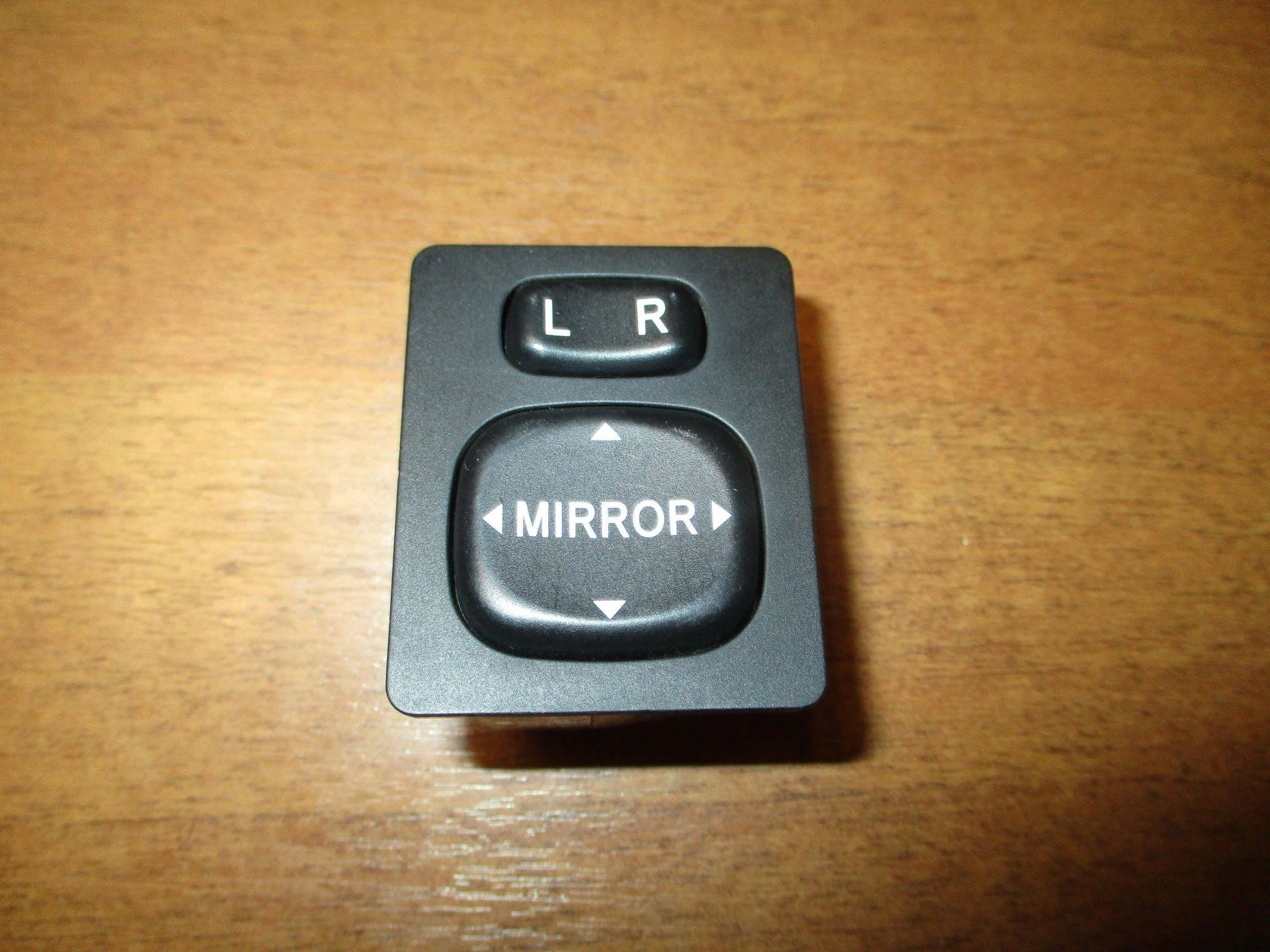 переключатель регулировки зеркала Toyota Corolla (E150) 2006-2013