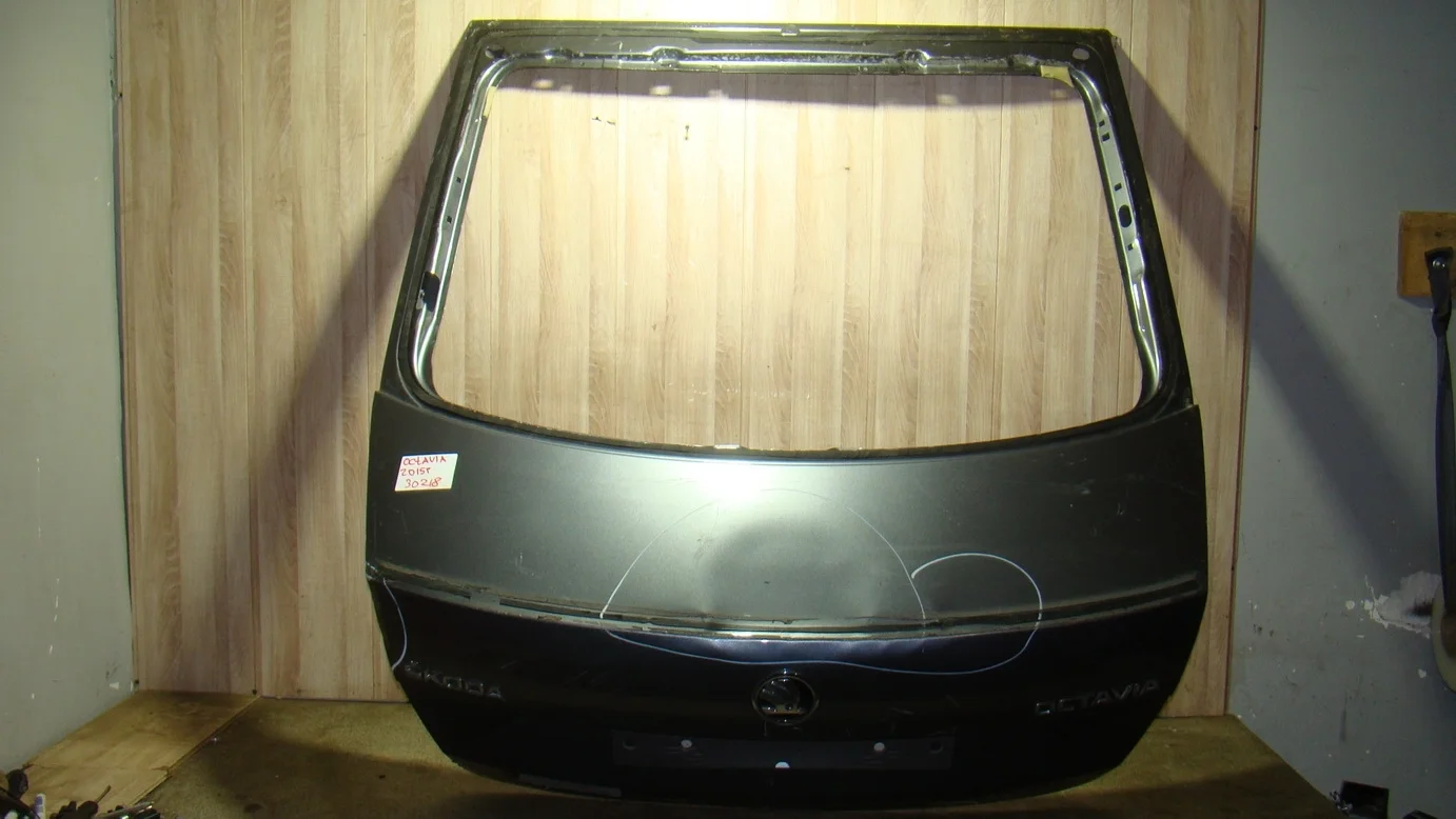 Дверь багажника Skoda Octavia (A7/5E) 2013-2020