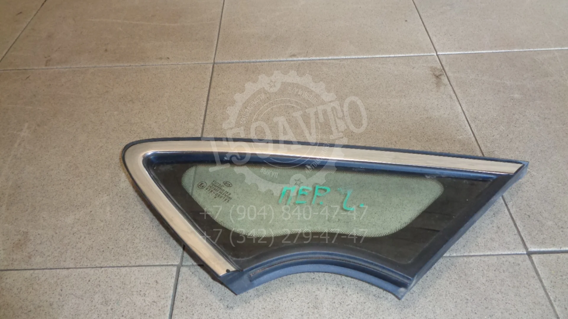 стекло кузовное глухое Kia Ceed II (JD) 2012-2018