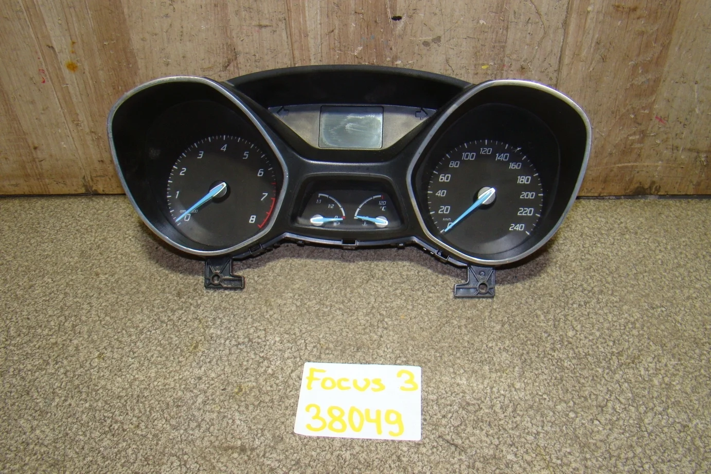панель приборов Ford Focus III 2011-2018