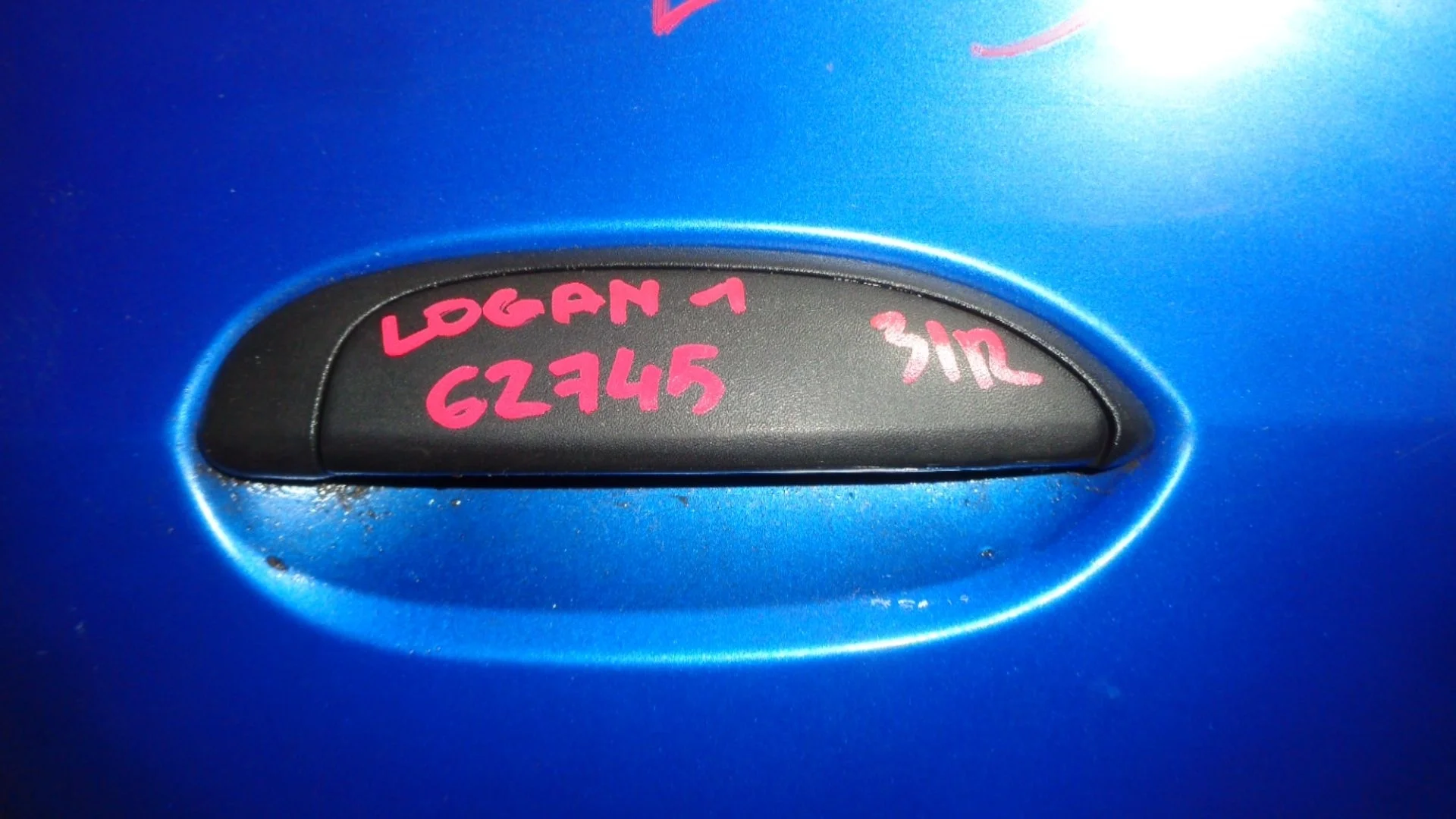 ручка двери наружная Renault Logan I 2005-2014