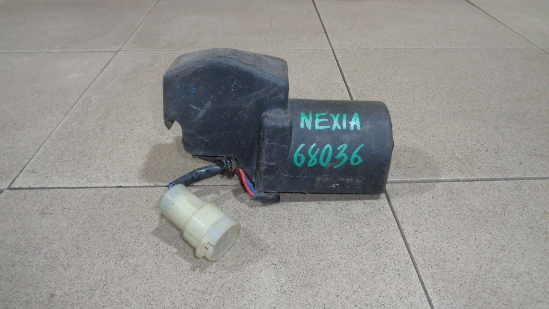 Моторчик стеклоочистителя передний Daewoo Nexia 1995-2016