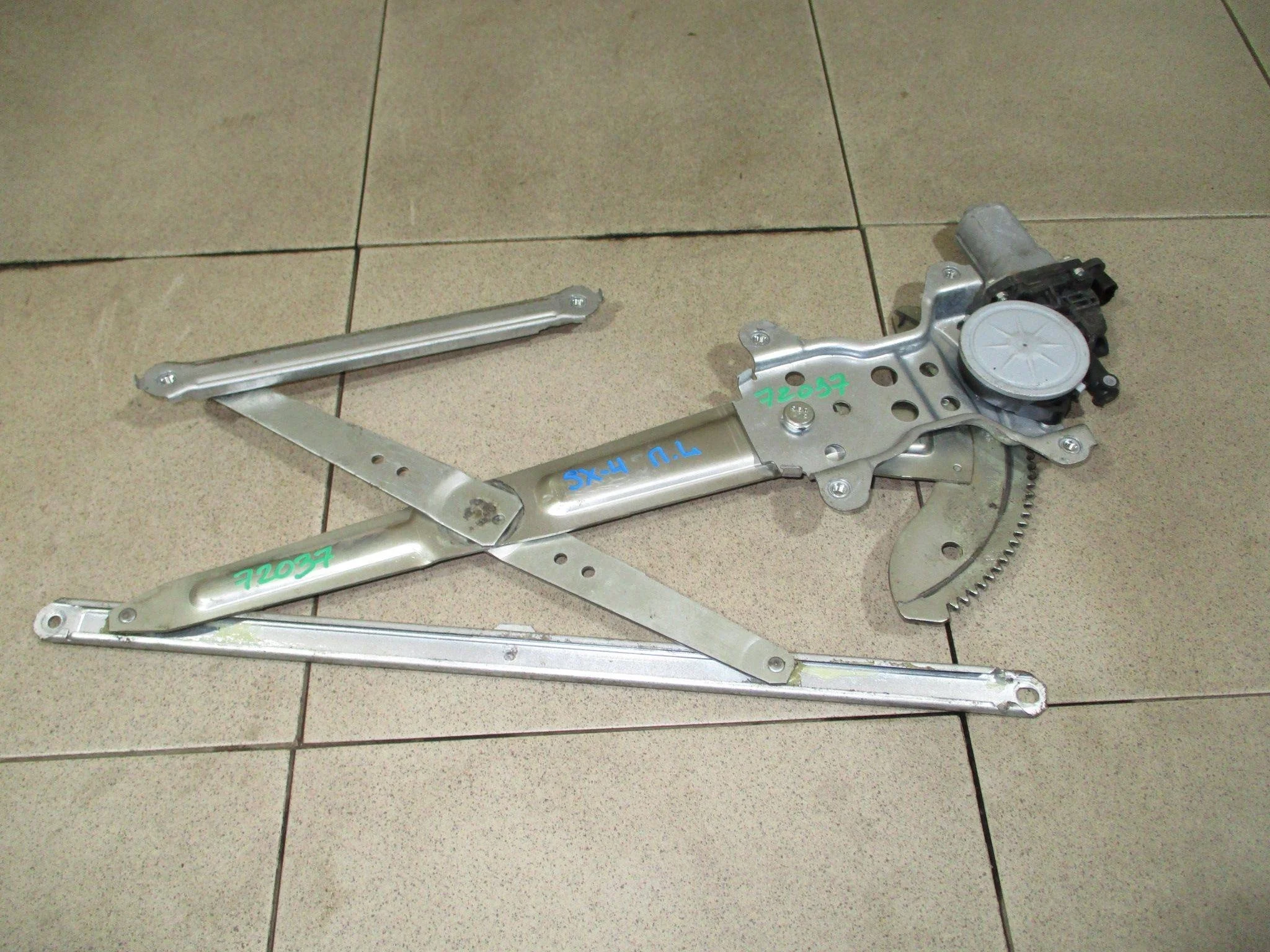 стеклоподъемник электр. Suzuki SX4 I 2006-2014