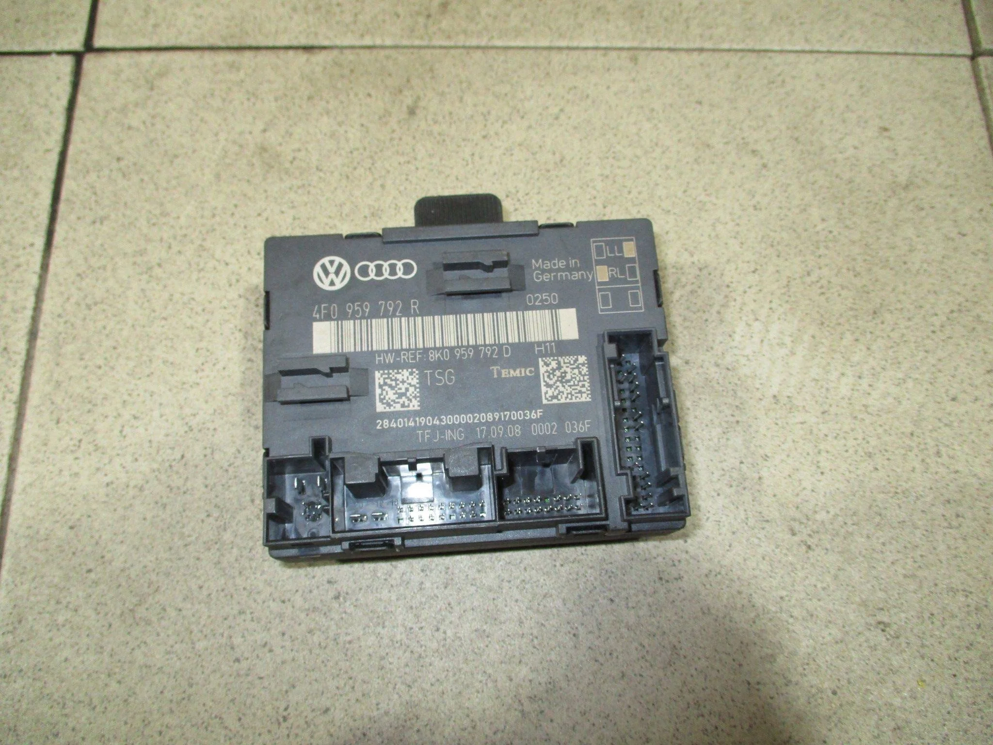 Блок комфорта Audi Q7 (4L) 2005-2015