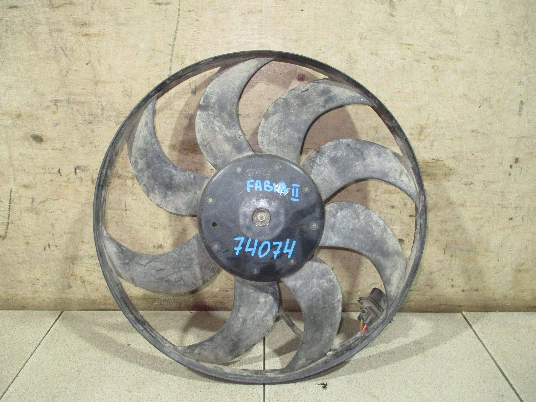 вентилятор радиатора Skoda Fabia II (5J) 2007-2014