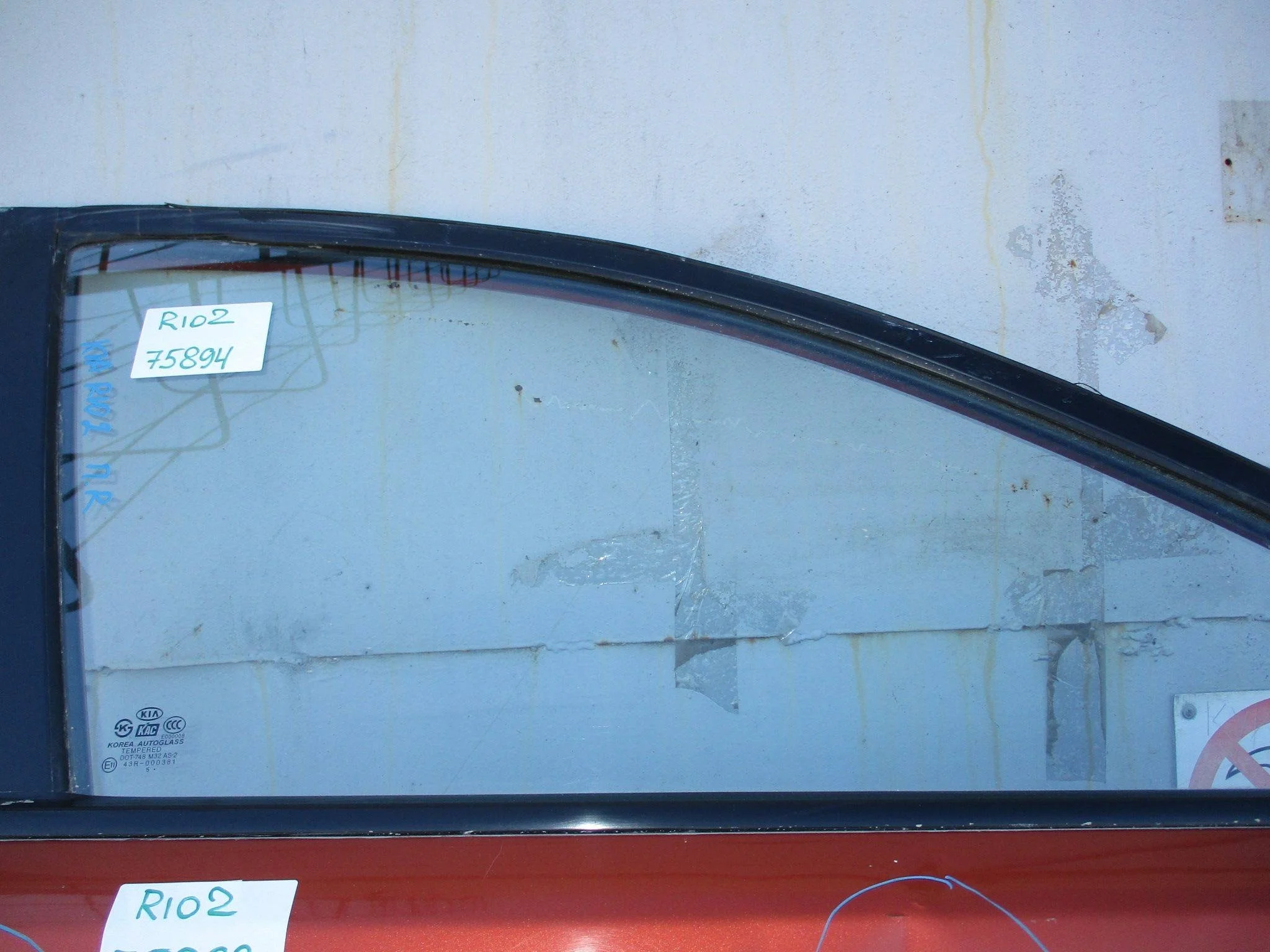 Стекло двери передней правой Kia RIO II (JB) 2005-2011