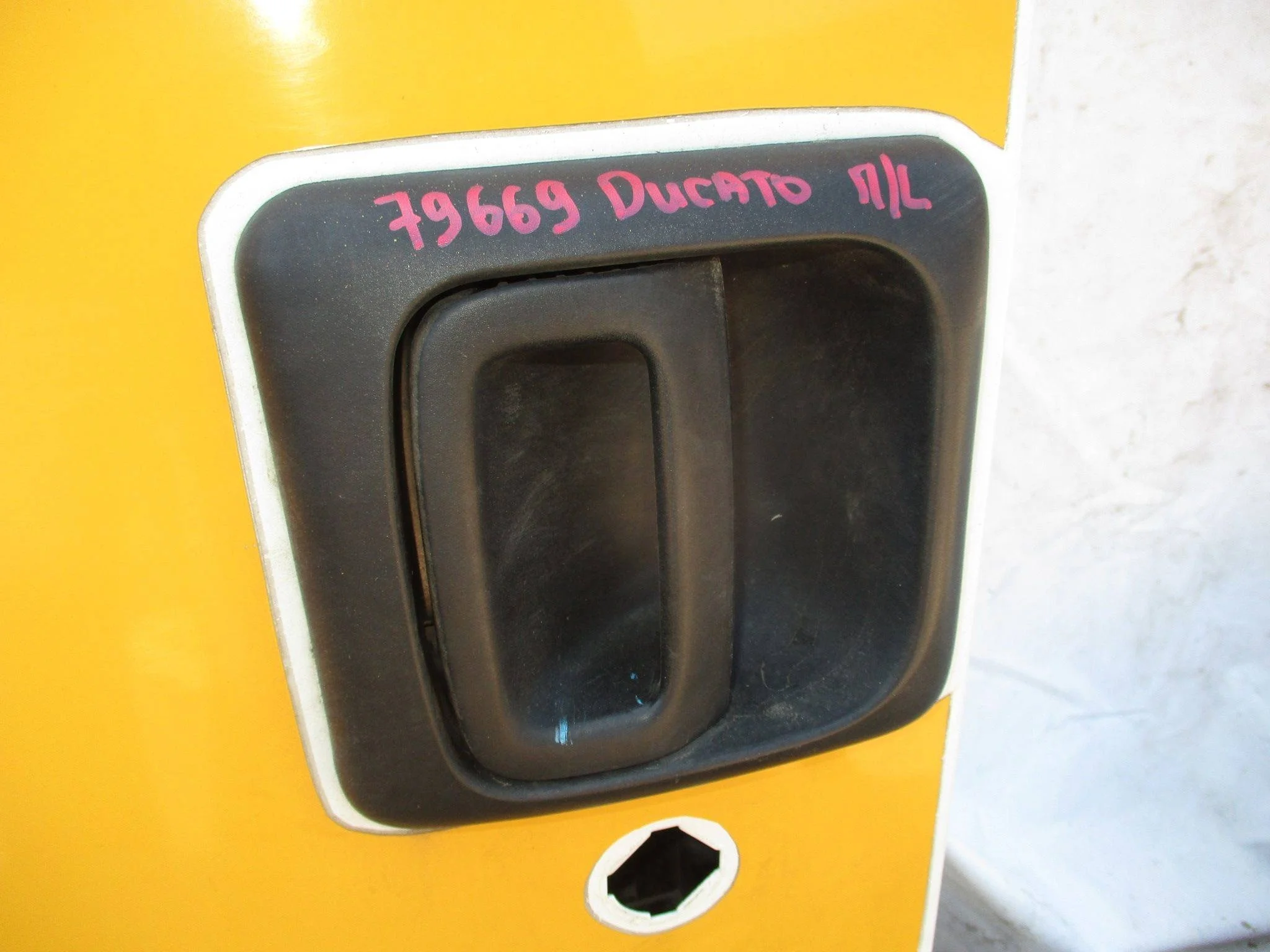 ручка двери наружная Fiat Ducato II 1993-2006