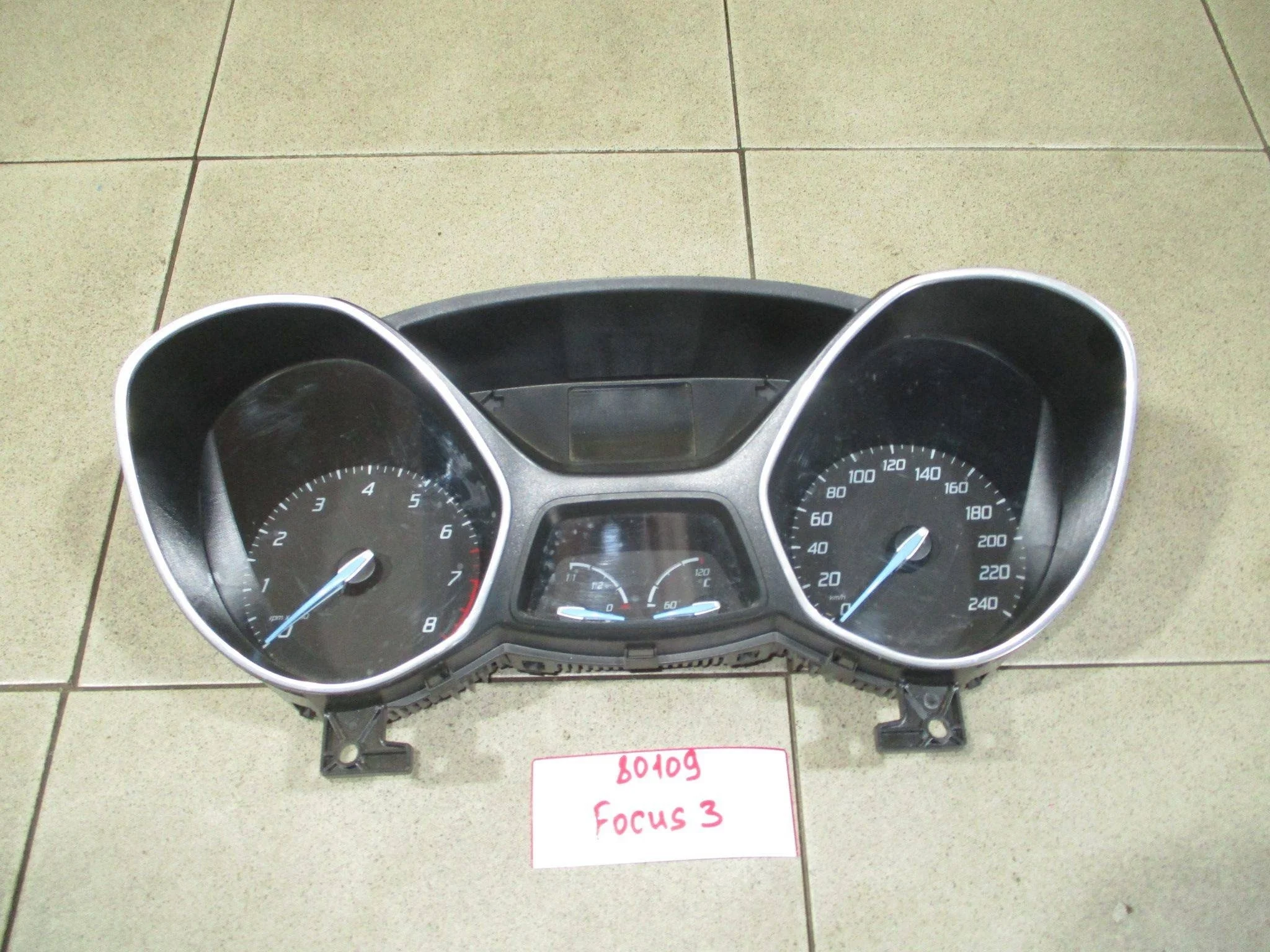 панель приборов Ford Focus III 2011-2018