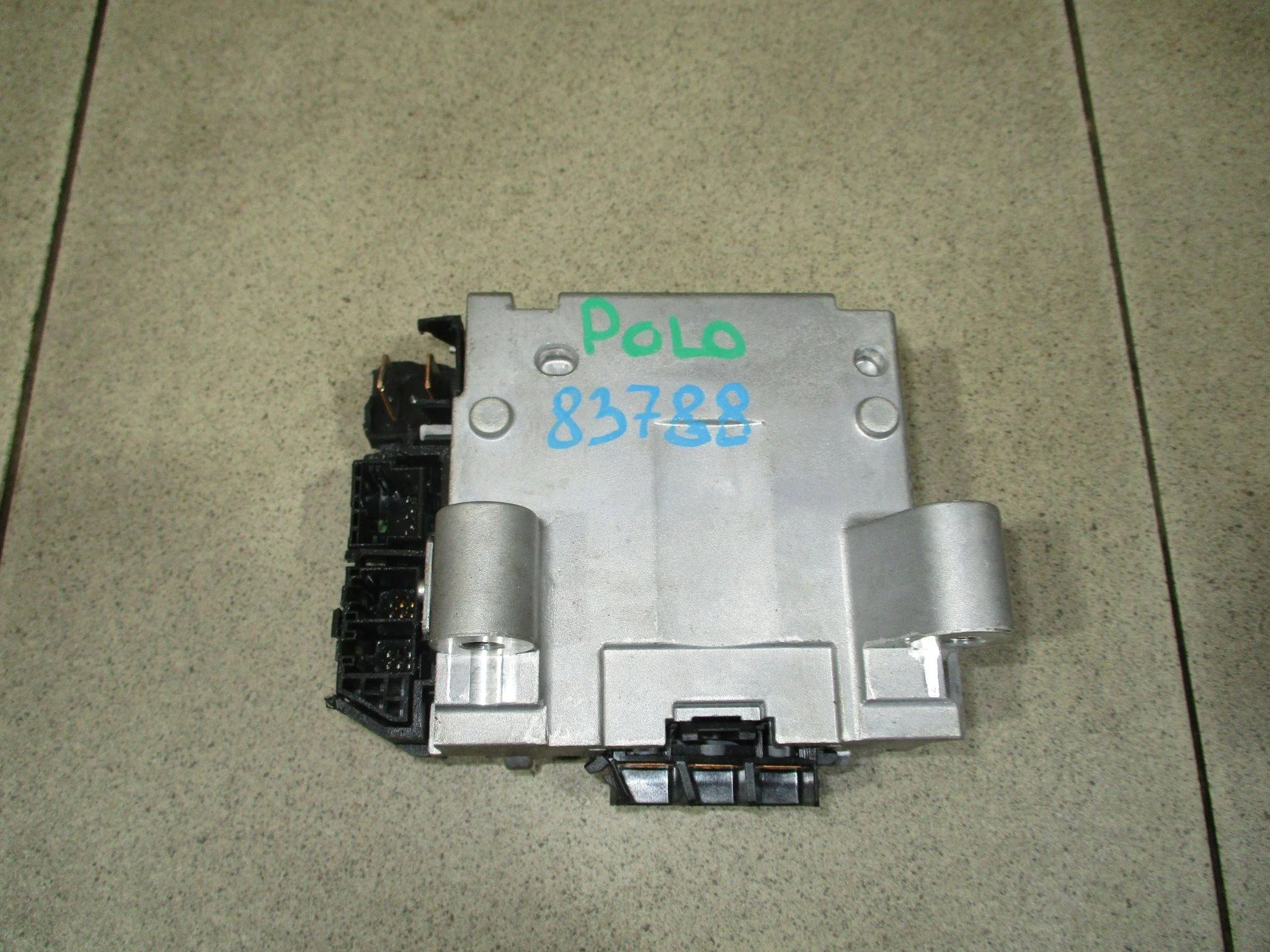 Блок электронный VW Polo Sedan 2010-2020