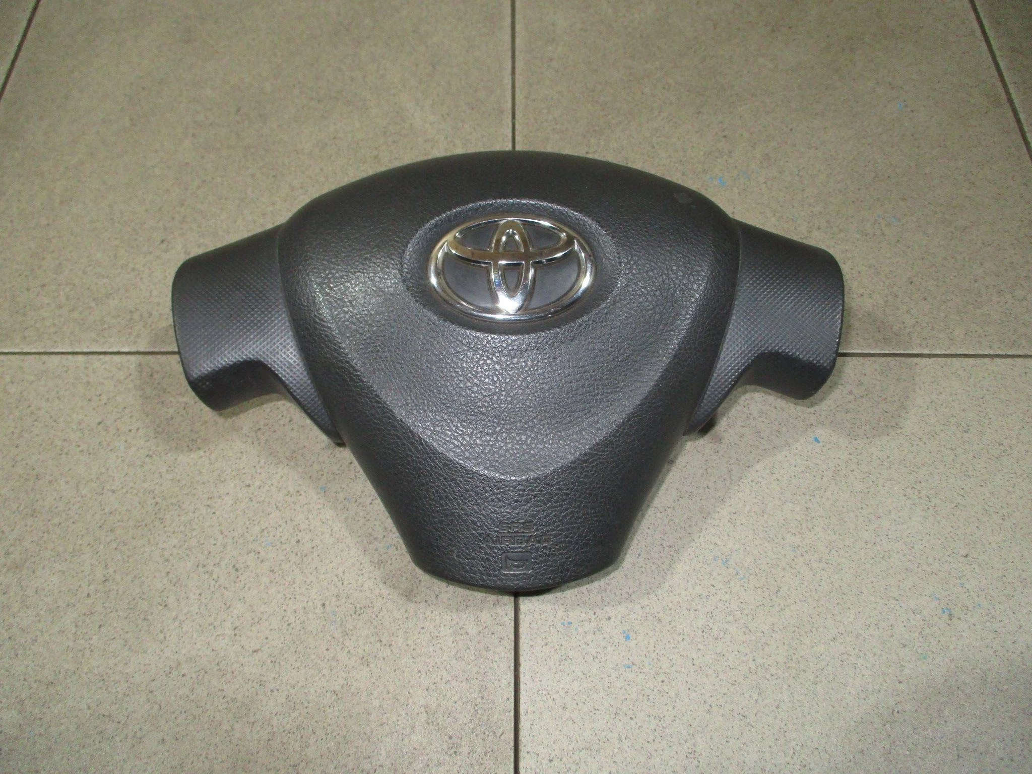 Подушка безопасности в руль Toyota Corolla (E150) 2006-2013