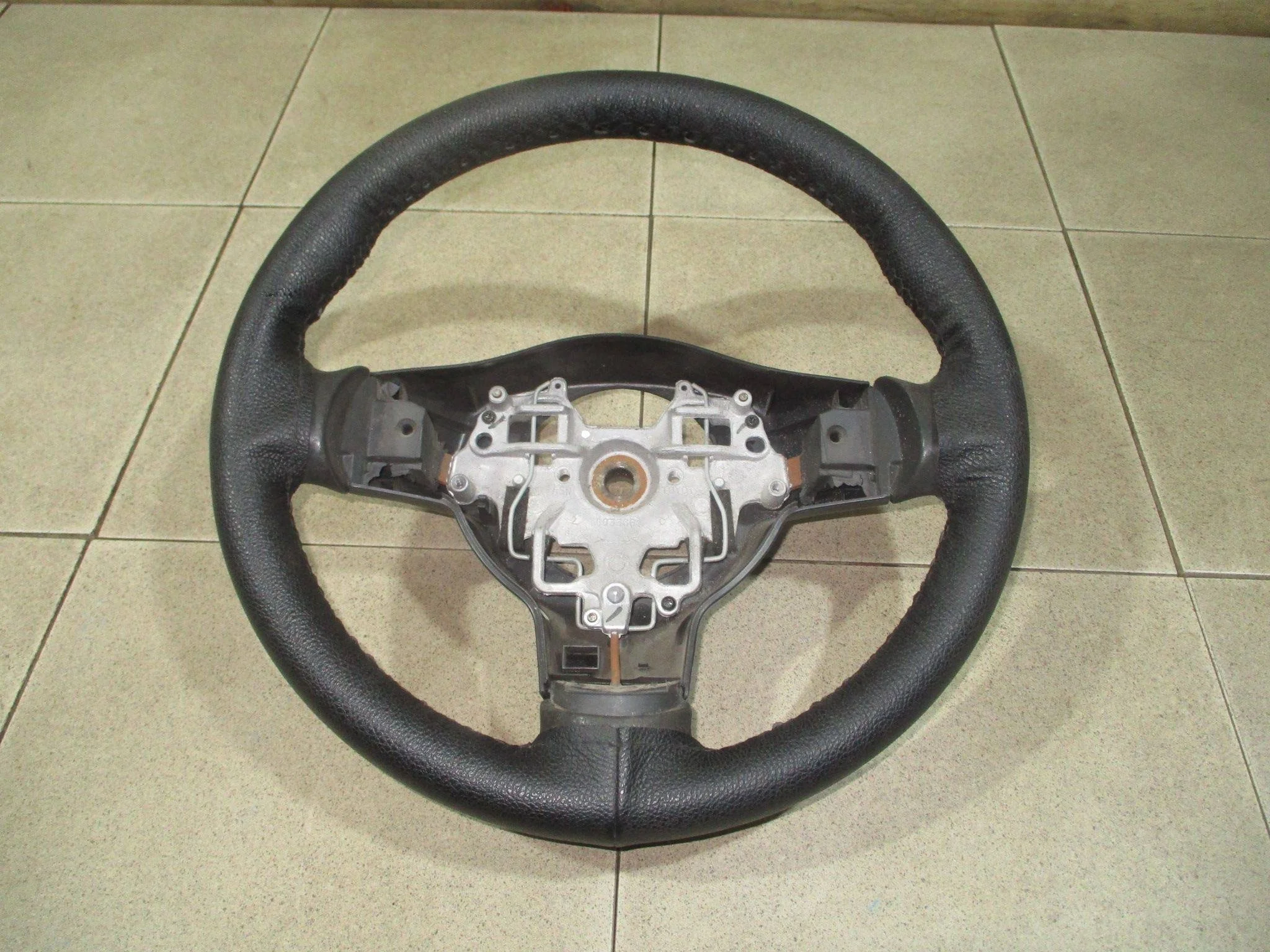рулевое колесо (руль) Toyota Corolla (E120) 2000-2007