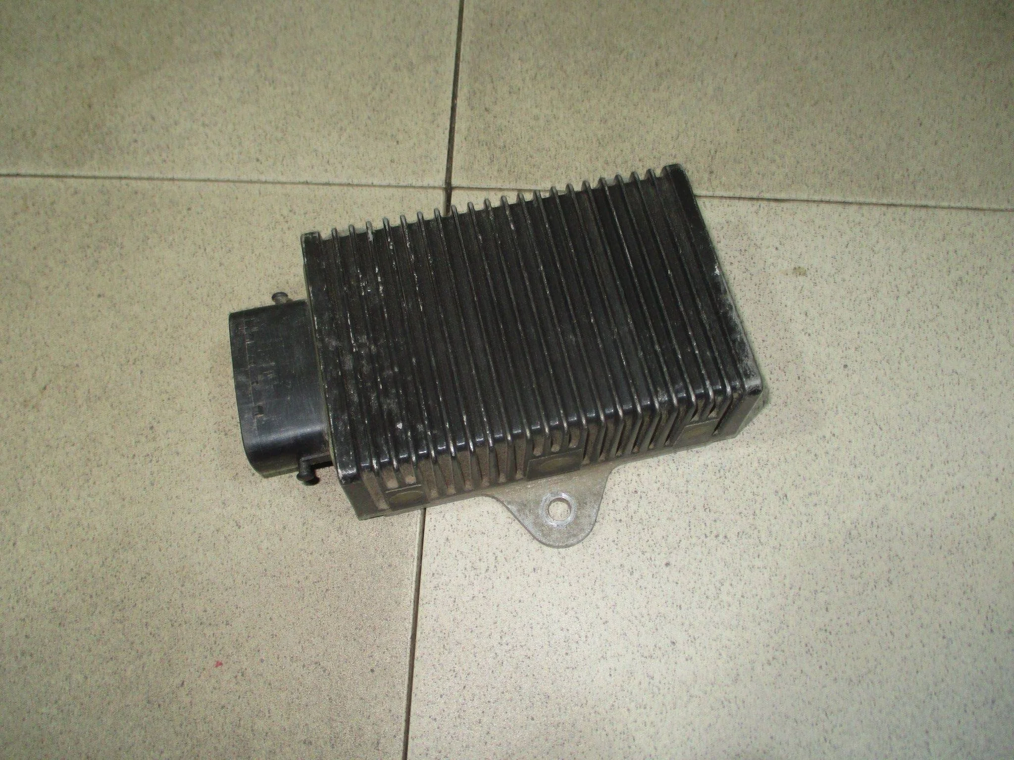 блок электронный Mitsubishi Pajero Pinin 1998-2006