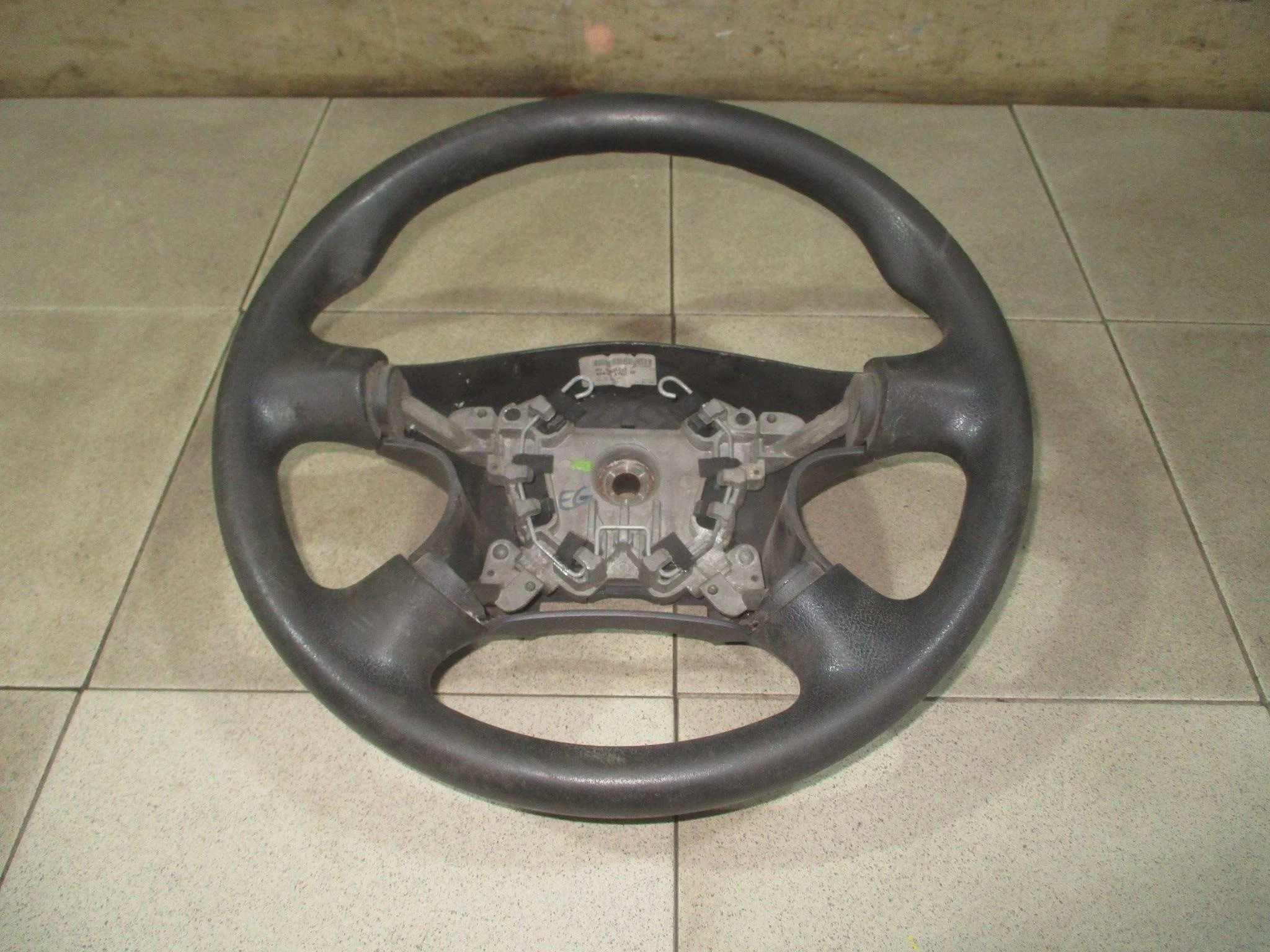 Рулевое колесо (руль) Nissan Almera (N16) 2000-2006