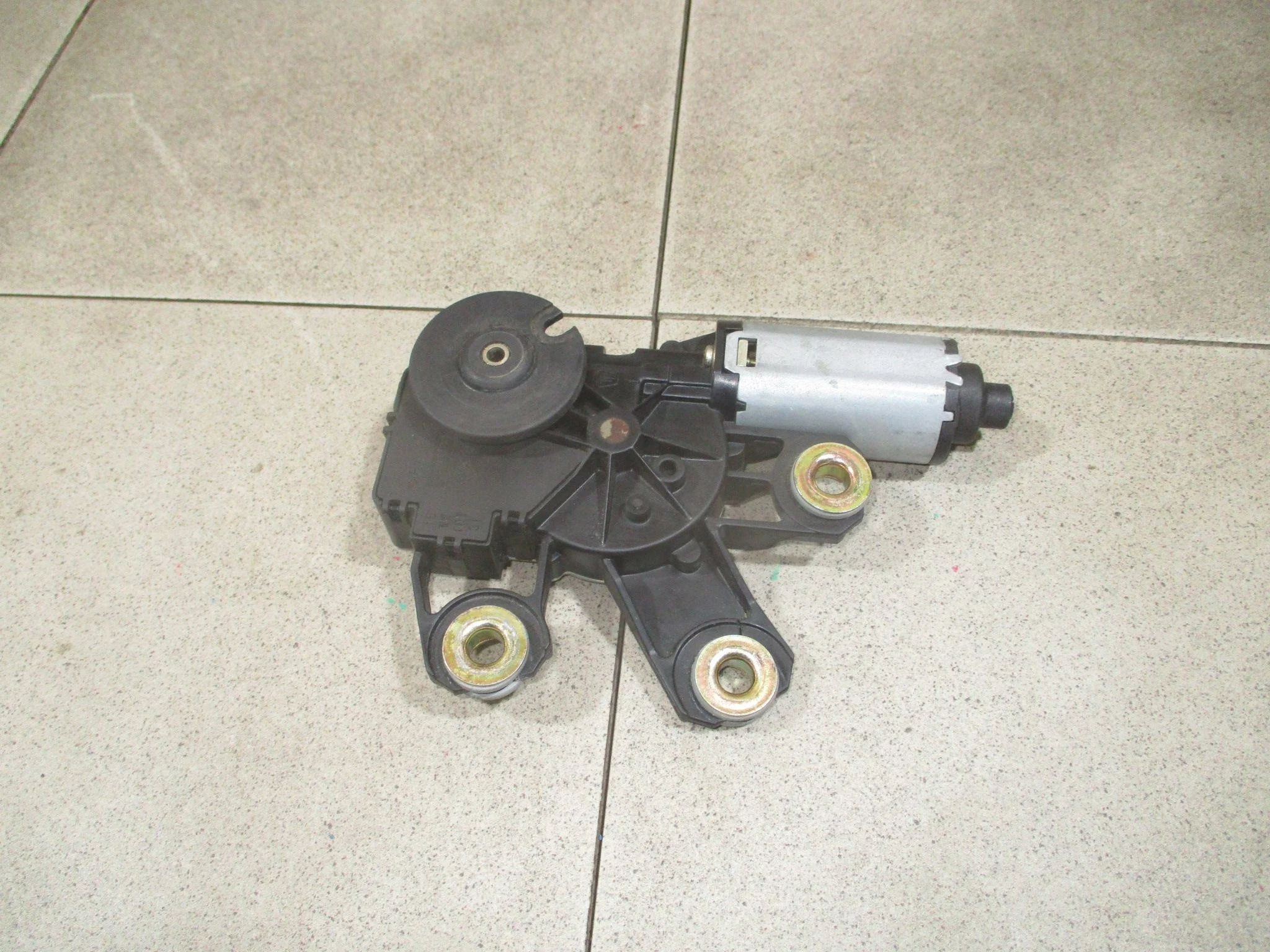 моторчик стеклоочистителя VW Touareg I (7L) 2002-2010