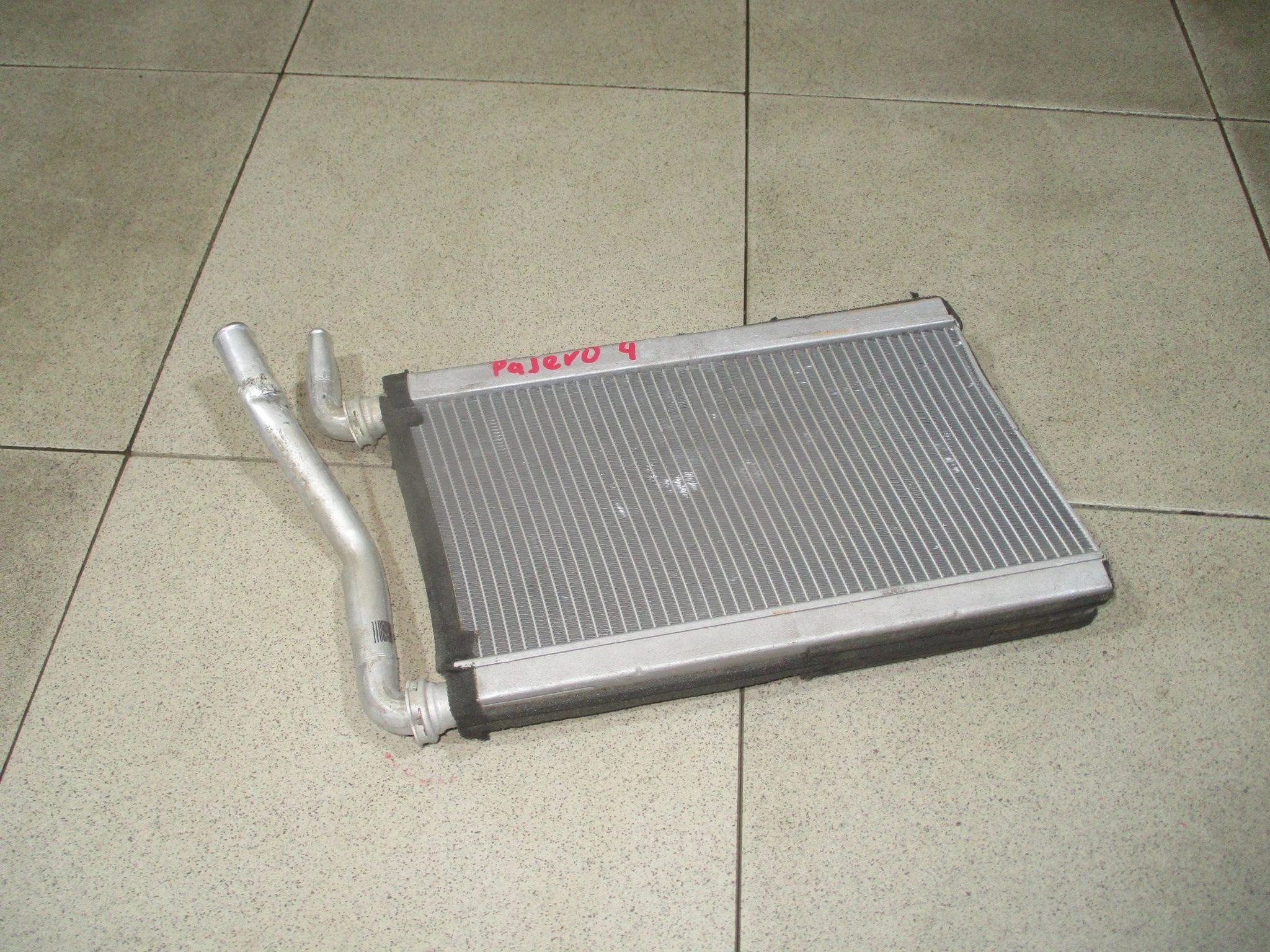 Радиатор отопителя Mitsubishi Pajero IV 2006-2021