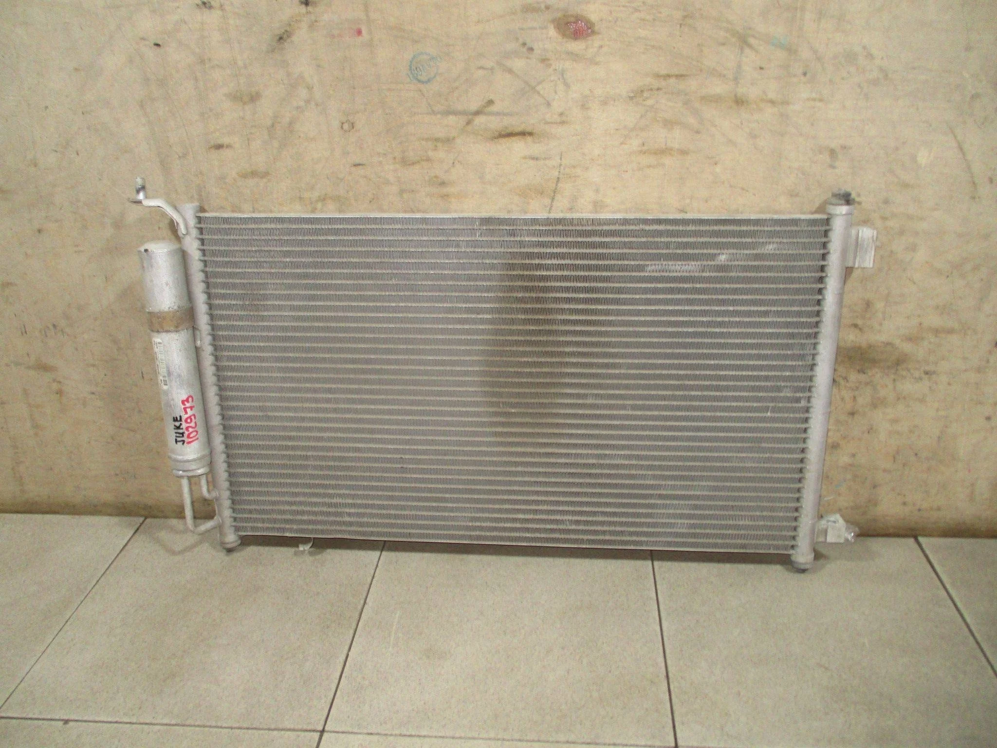 радиатор кондиционера (конденсер) Nissan Juke (F15) 2011-2019