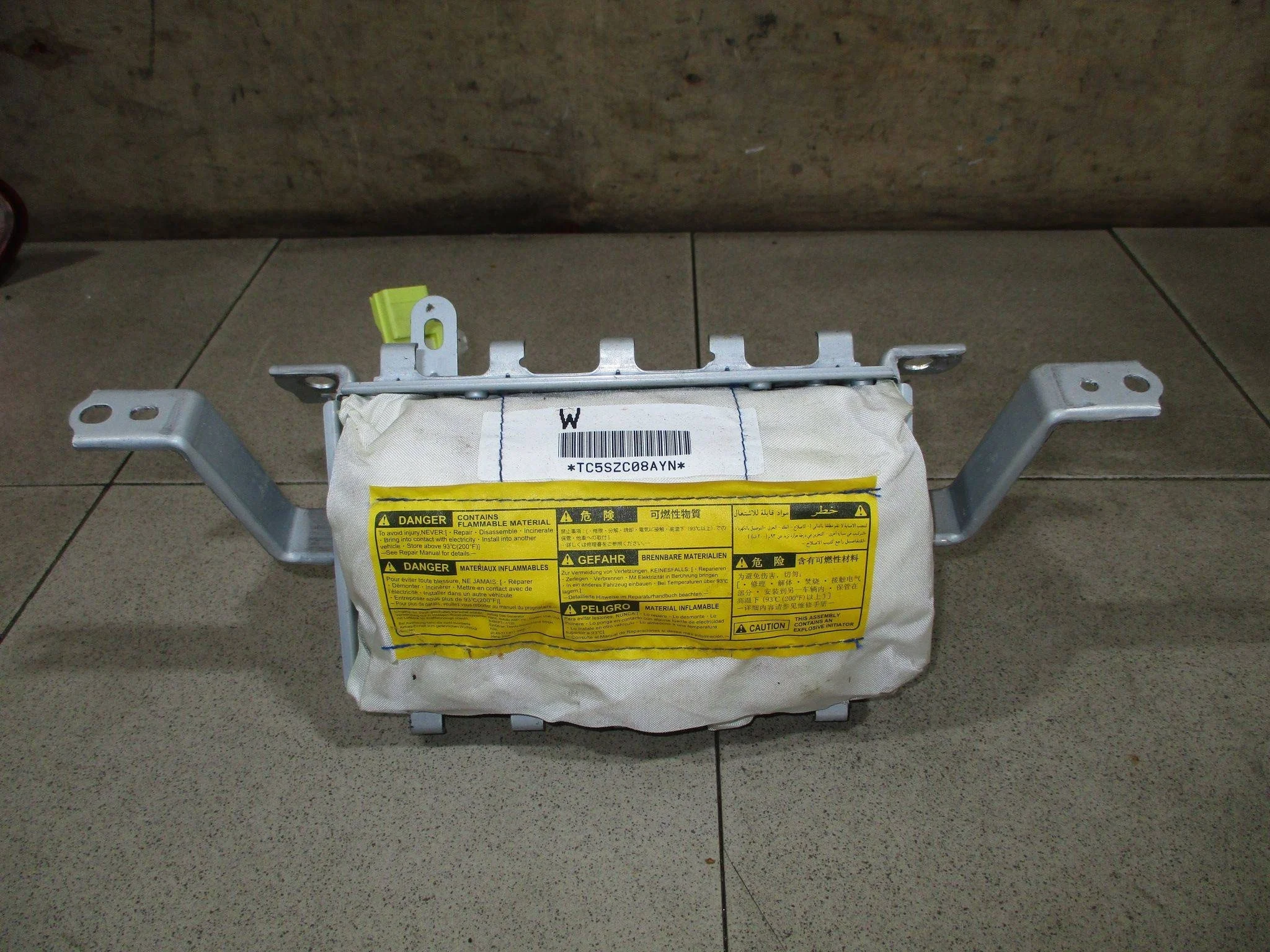 Подушка безопасности пассажирская (в торпедо) Toyota Camry XV40 2006-2011