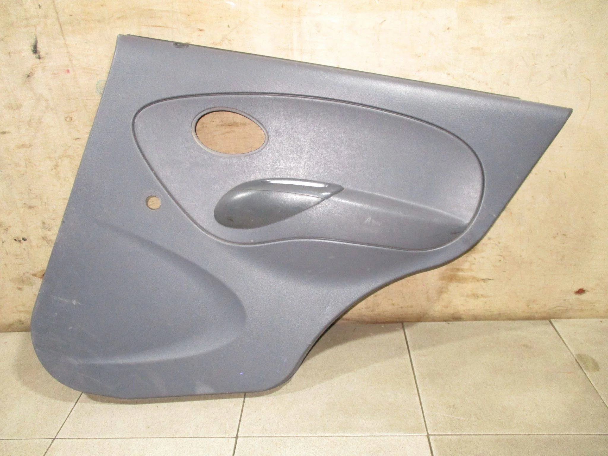 Обшивка двери задней правой Daewoo Matiz 1997-2015