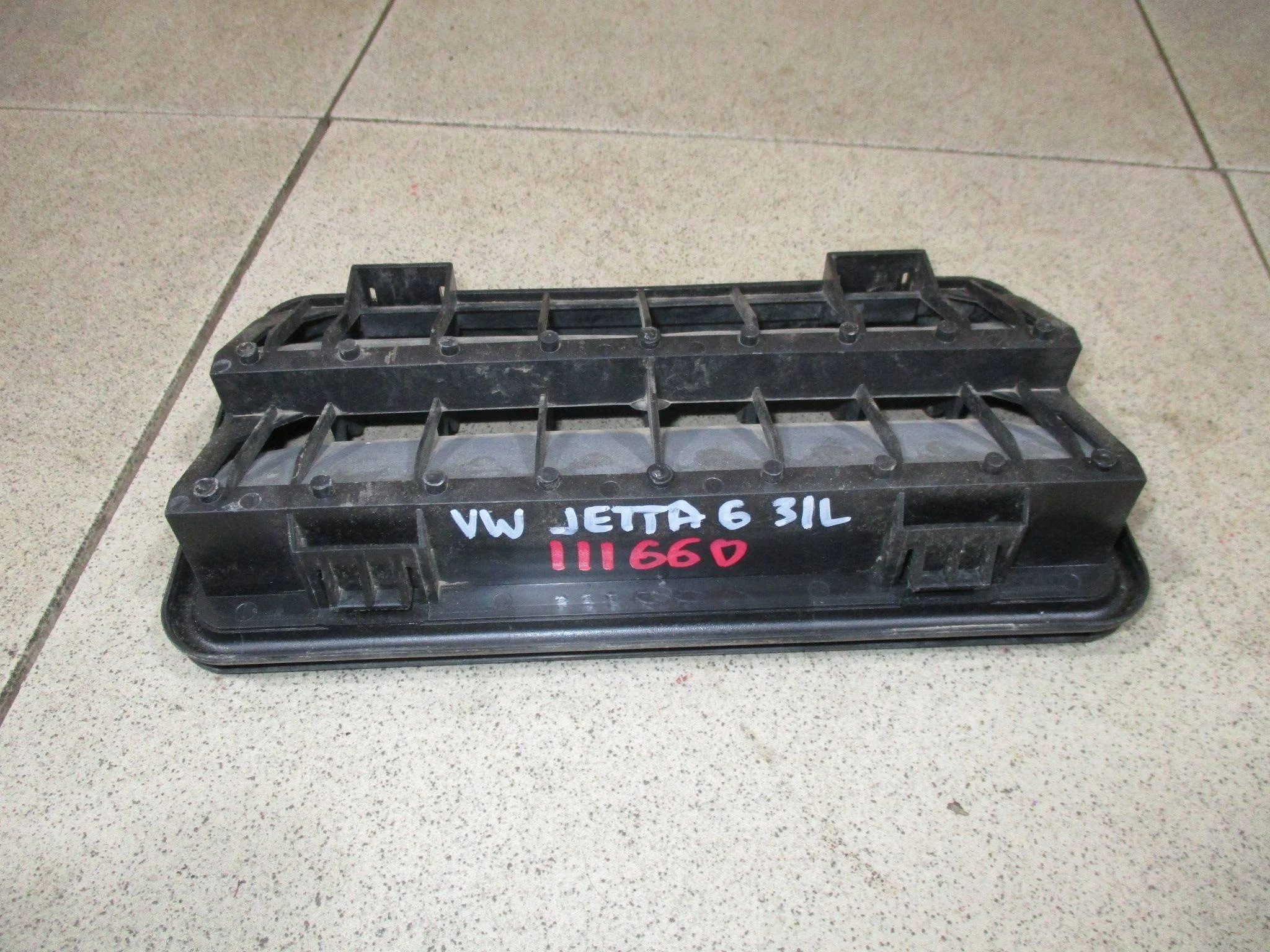 решетка вентиляционная VW Jetta VI (1B) 2011-2017